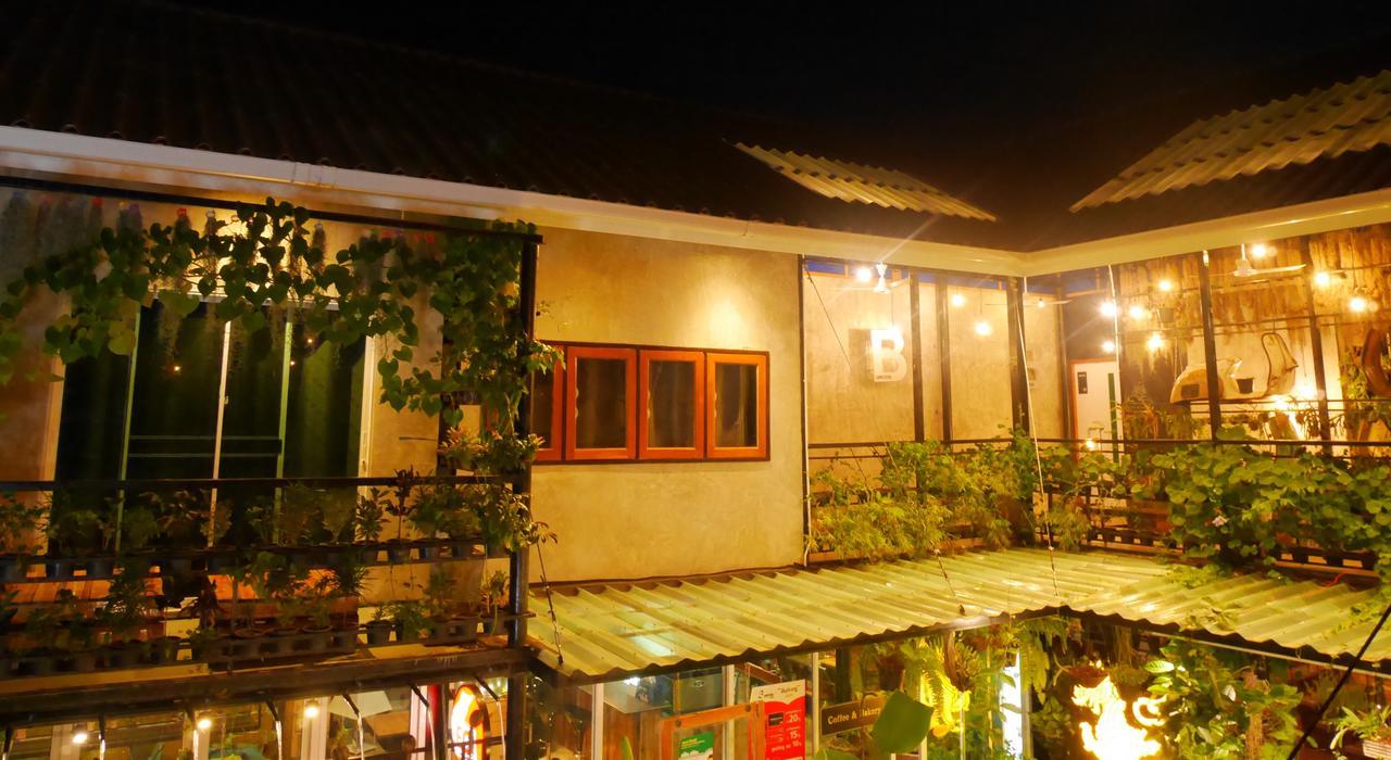 B Samcook Home16 チエンマイ エクステリア 写真